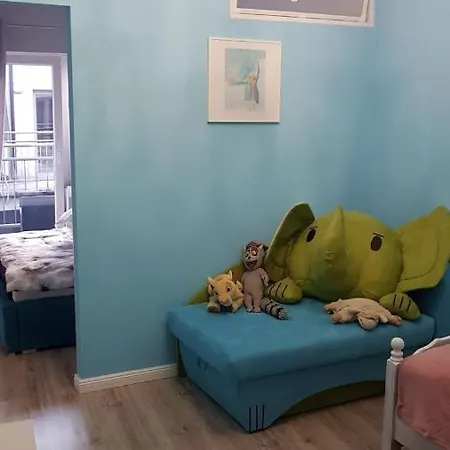 Happy 15 Basen & Kort Tenisowy, Ochrona 24h アパート ポビエロボ