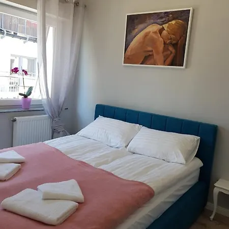 Happy 15 Basen & Kort Tenisowy, Ochrona 24h Apartment Pobierowo