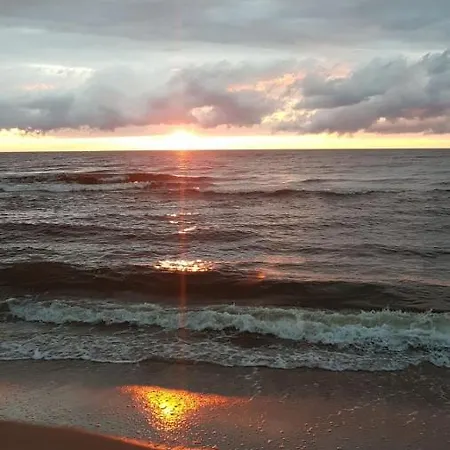 Happy 15 Basen & Kort Tenisowy, Ochrona 24h * ポビエロボ