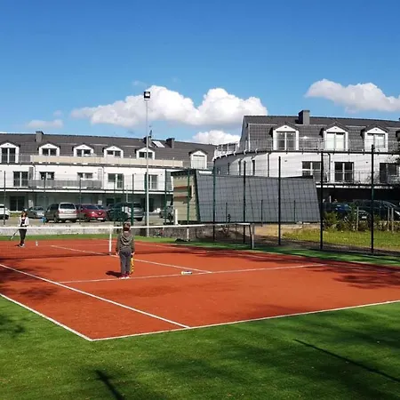 Happy 15 Basen & Kort Tenisowy, Ochrona 24h アパート *