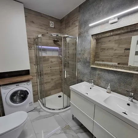 Happy 15 Basen & Kort Tenisowy, Ochrona 24h Apartment Pobierowo