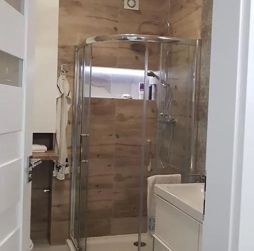 Happy 15 Basen & Kort Tenisowy, Ochrona 24h Apartmán *