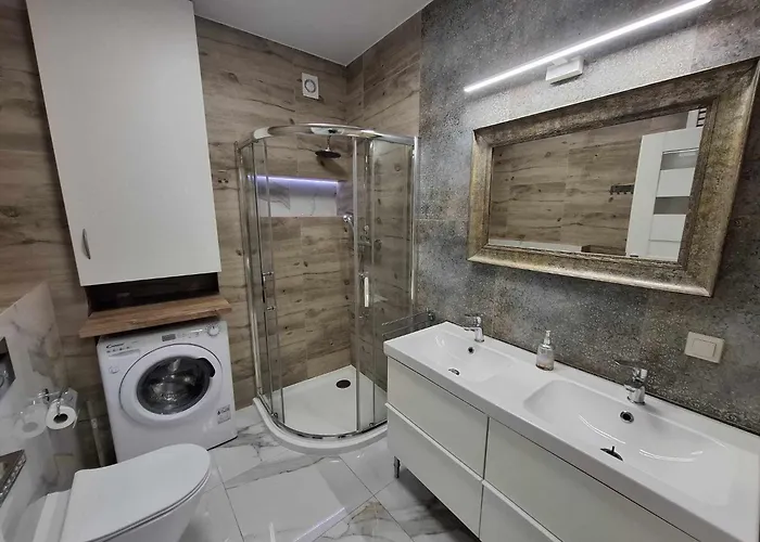 Happy 15 Basen & Kort Tenisowy, Ochrona 24h Apartmán Pobierowo